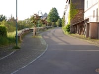 Starkenburg von Enkirch über Schlossstrasse