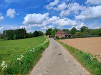 Steenhoutberg z Vollezele przez Rensbergstraat