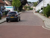 Stekkenberg via Burgemeester Ottenhoffstraat