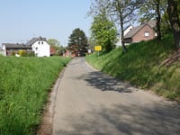 Süggerather Strasse über Auf der Zömm