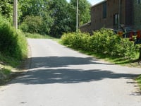 Sur la Commune über En Wez
