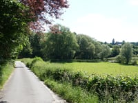 Sur la Commune über En Wez