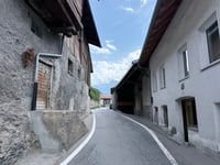 Tanas