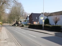 Theodor-Seipp-Strasse über Dorfstrasse
