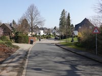 Theodor-Seipp-Strasse über Dorfstrasse