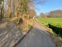 Tiegemberg przez Helleweg