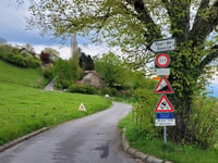 Tour de Gourze desde Cully