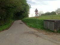 Tour de Gourze desde Cully