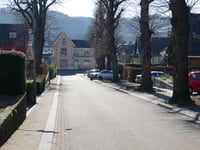 Van Caldenborghsweg über Stationsweg