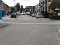 Nieuwstraat über Emmastraat