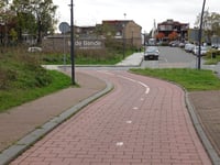 Nieuwstraat über Emmastraat