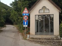 Via Sassoni von Valnogaredo
