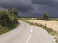 Vieux Chemin de Lille from Le Leuthe