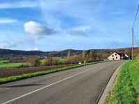 Warnant über Rue du Fond
