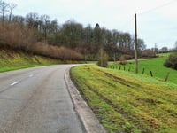 Warnant über Rue du Fond