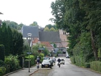 Zevenheuvelenweg from Burgemeester Ottenhoffstraat